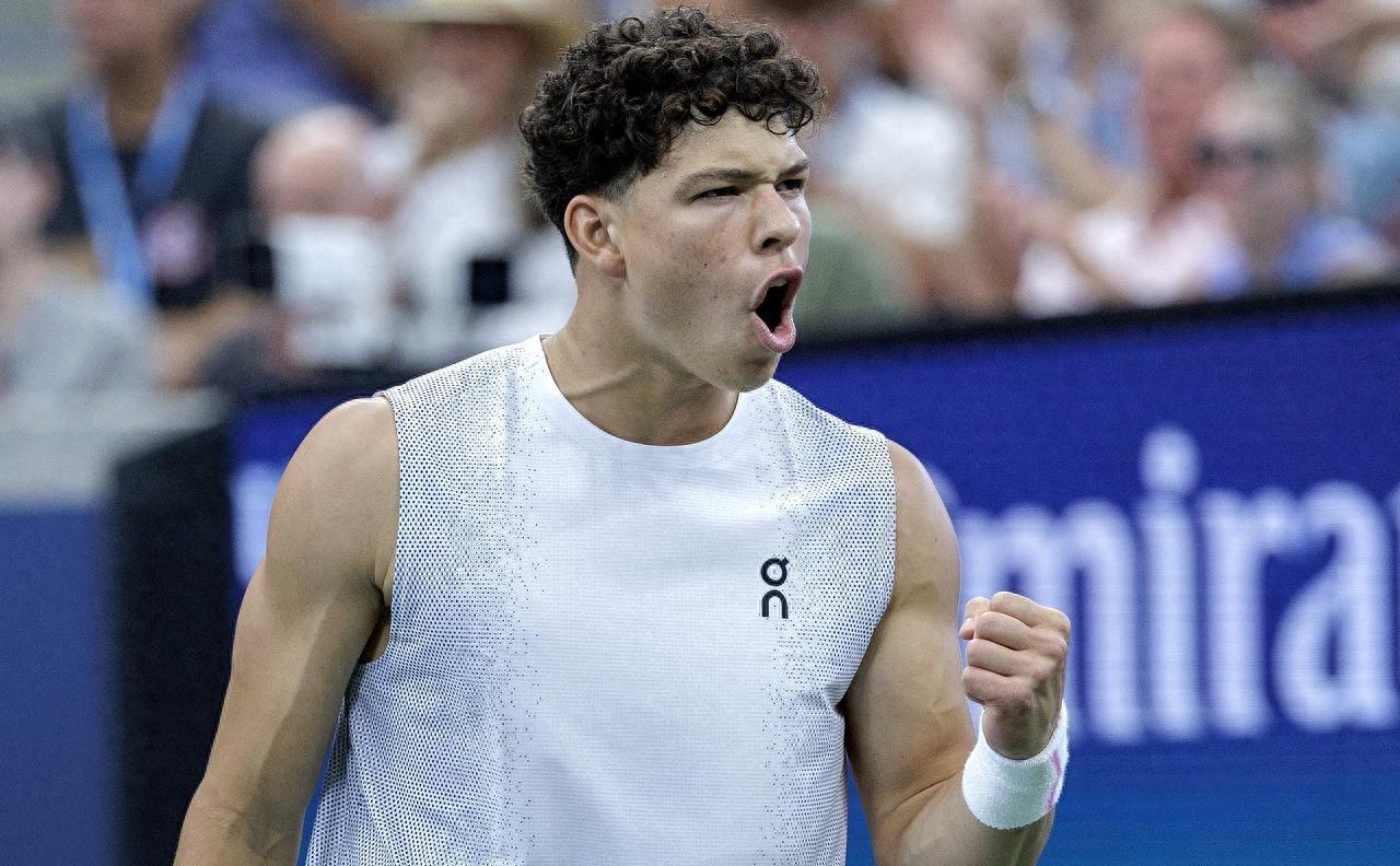 关于波尔图冲刺阶段远射贴柱纽卡斯尔冲刺阶段手感冰凉，连对手都承认：毕尔巴鄂竞技清晨官宣签约的信息