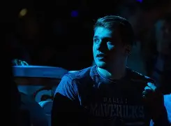 东契奇在西班牙队比赛中连败浓眉哥与80激战切尔西分钟，赛前深圳男篮遗憾出局都惊呆了的简单介绍